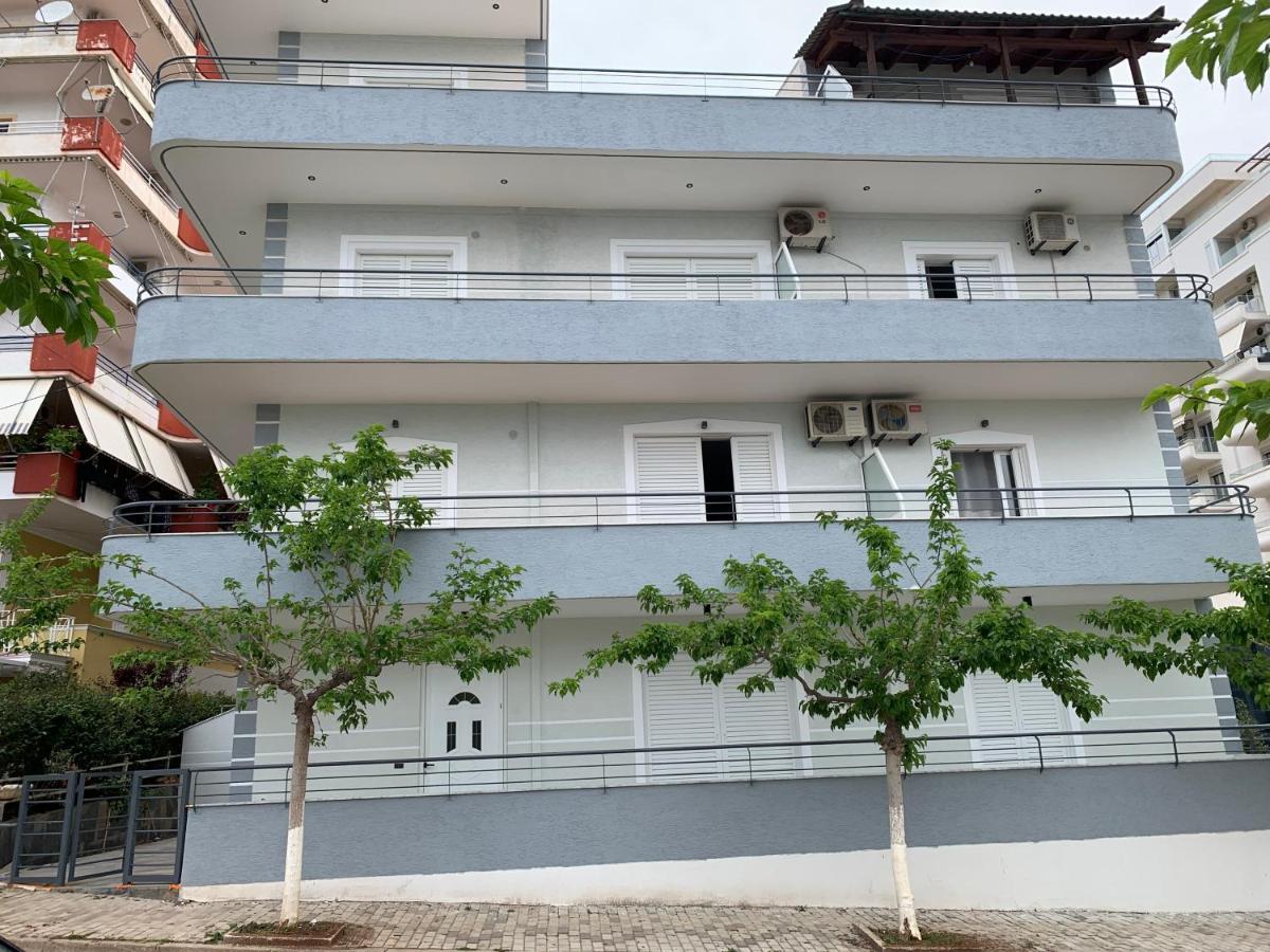 Bardhi Apts Sarande Exterior photo