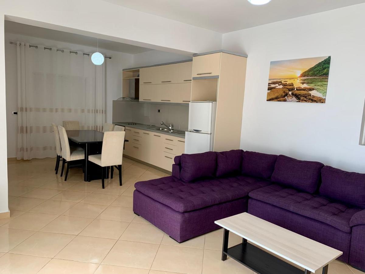 Bardhi Apts Sarande Exterior photo